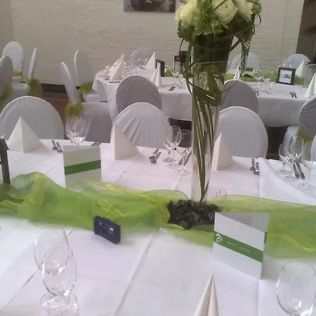 Отель Alte Lohnhalle - Industriekulturhotel 2*